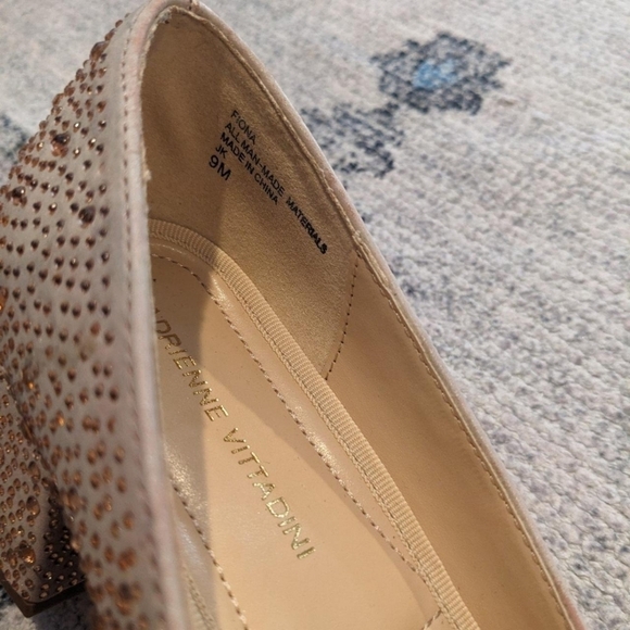 Adrianne Vittadini rhinestone rose shoes size 9M - Picture 4 of 5